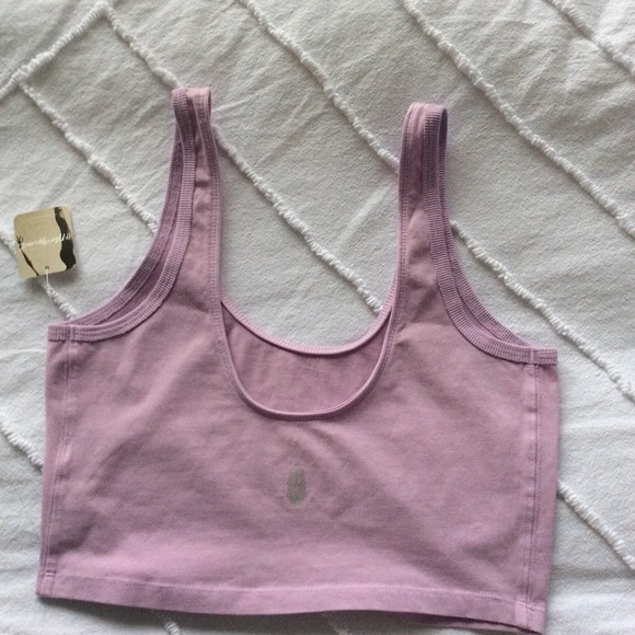 Last Call - NWT Bundle of Crop Tops - Picture 3 of 5